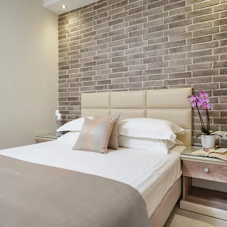 Mandani Luxury Apartment *