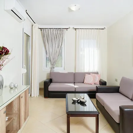 Mandani Luxury 萨索斯