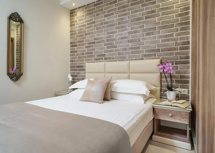 Mandani Luxury Apartment *